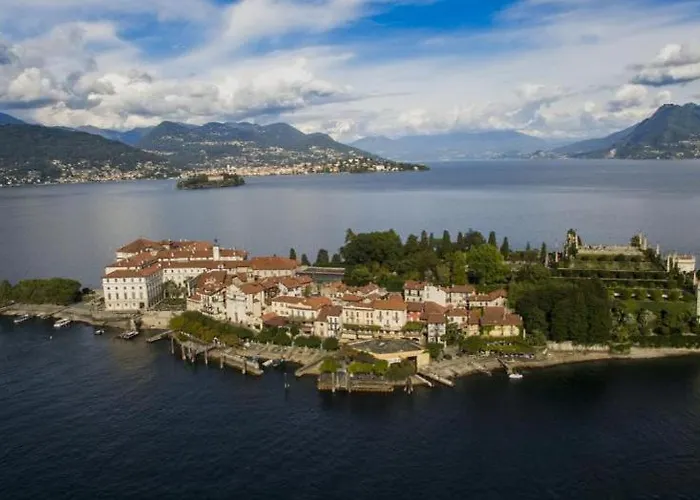 Isola Bella Via Stretta